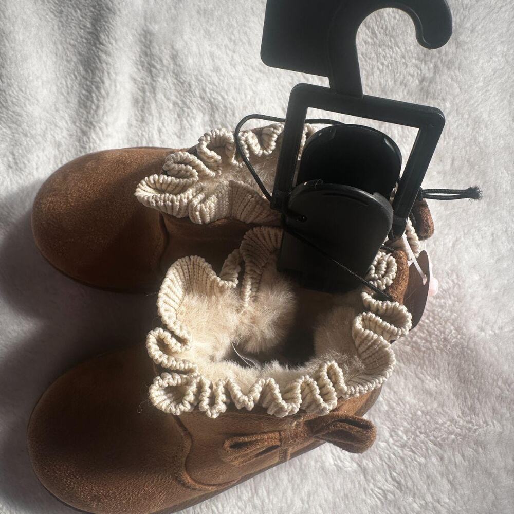 Wonder Nation Girls Boots Sz 6 Brown Tan Winter Cozy Lined